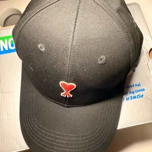 Ami Alexandre Mattiussi Black Cap with Red Heart